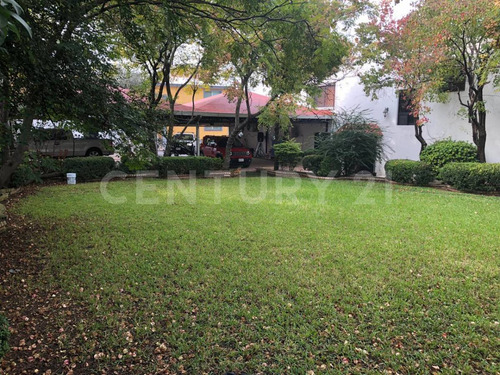 Terreno En Venta En Col. Lomas Del Valle En San Pedro Garza Garcia