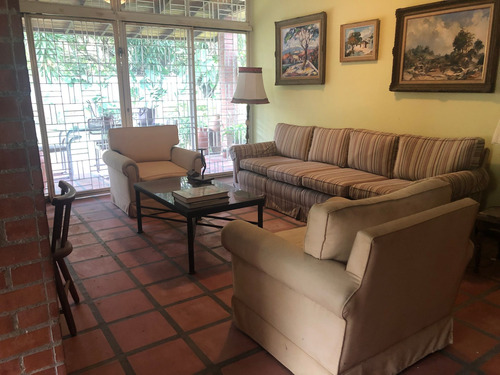 Imagen 9 de 19 de En Venta Casa Prados Del Este 309 M2 6h+2s/6b+2s/6p Anayira Homayden