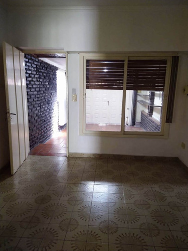 Ph Al Frente 3 Ambientes Con Jardin, Patio Y Cochera