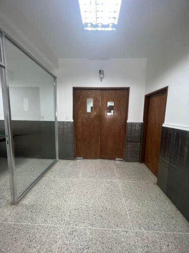 Imagen 14 de 20 de Ea-003 Zona Oeste Edificio Clinica Sector Santa María
