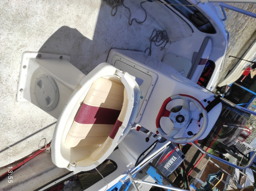 Lancha Bahamas 400 + Yamaha 15hp 2t Como Nueva Oportunidad