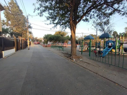 Imagen 12 de 13 de Casa 4d, 1b, 1e, 1bo. Metro San Alberto Hurtado