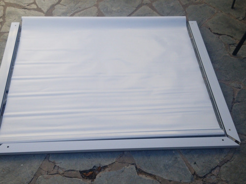 Imagen 3 de 6 de Cortina Roller Con Guias Laterales De Aluminio 125 X 110cm