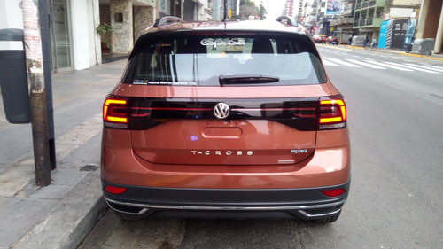 Volkswagen T-cross 1.6 Comfortline At 2021 Cuero Oferta #07