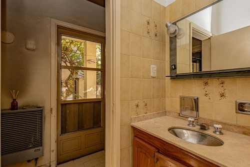 Venta Casa 5 Ambientes En Moron Norte
