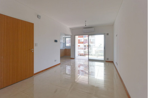 Venta 2 Amb A Estrenar Balcon Terraza Parrilla