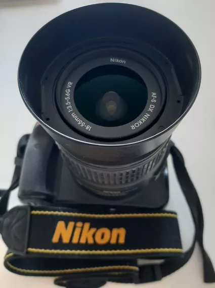 Cámara Nikon D5100 Dslr Con Lente Nikon 18-55 Mm Y Funda