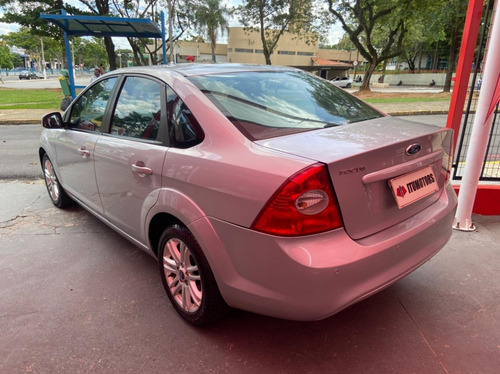 Ford-focus Sadan 1.6