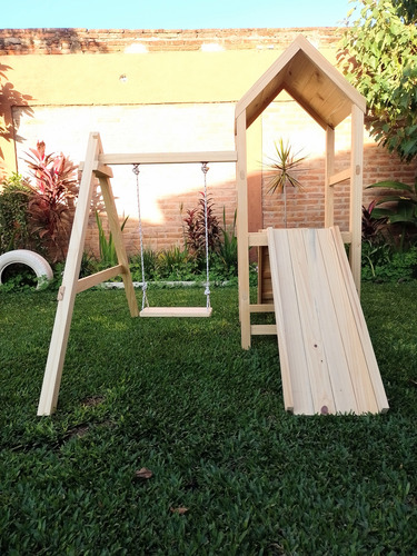 Mangrullo Begve En Madera Una Hamaca Madera