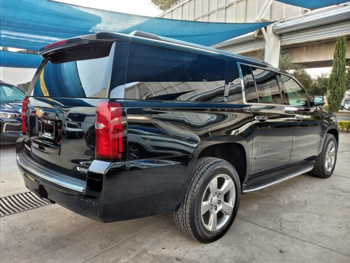 Imagen 6 de 15 de Chevrolet Suburban 2017 5.4 Premier Piel 4x4 At