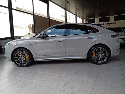 Porsche Cayenne 4.0 V8 E-HYBRID TURBO S COUPÉ AWD TIPTRONIC S