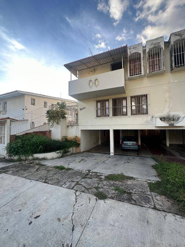 Yr Apartamentoquinta A Precio De Oportunidad En Trigal Sur