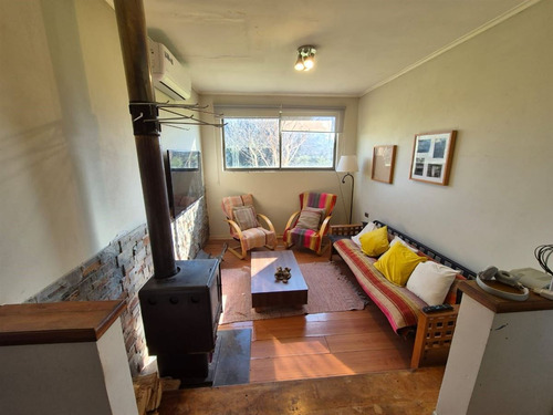 Casa En Venta De 6 Dorm. En Pelarco