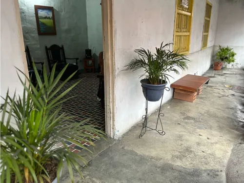 Casa Lote En Envigado Con Potencial Para Inversión