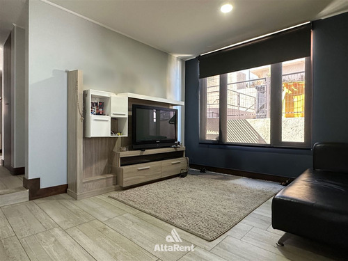 Expectacular Casa De 5 Dorm. En Lo Barnechea