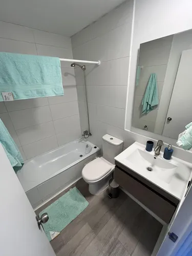 Arriendo Dpto. Amoblado 2 Dormitorios 1 Baño + Estacionamie