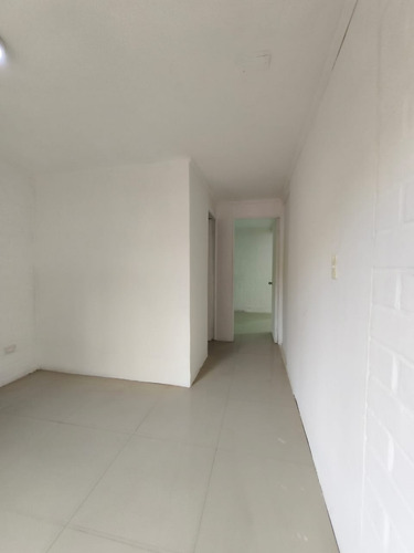 Casa En Venta A Cuadras Del Crs Cordillera