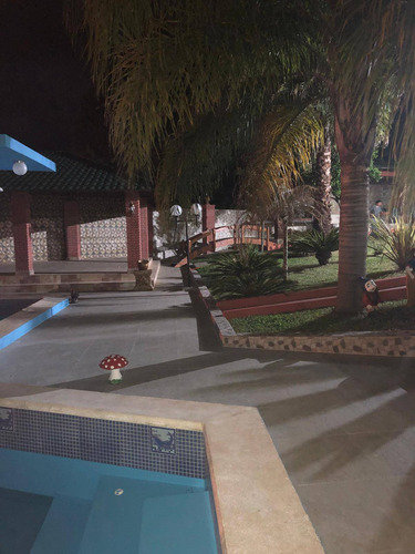 Venta Casa 1 Dormitorio Lagos Del Norte Con Cochera