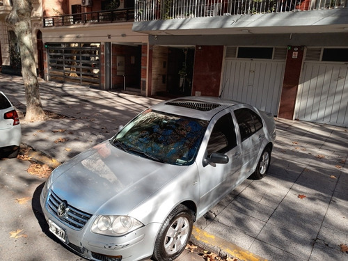 Volkswagen Bora 2.0 Trendline 115cv Tiptronic 2011