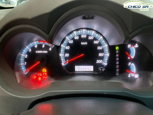 Toyota Hilux SW4 3.0 SRV 4X4 7 LUGARES 16V TURBO INTERCOOLER DIESEL 4P AUTOMÁTICO