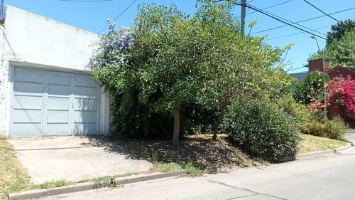 Imagen 2 de 13 de Casa En Alquiler En Lote Propio, Villa Ariza Ituzaingó.