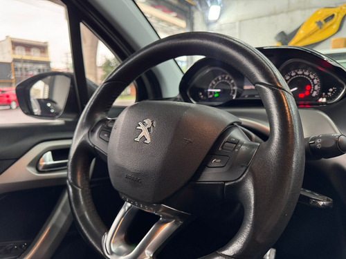 Peugeot 208 208 1.6 16V Griffe (Flex) (Aut)
