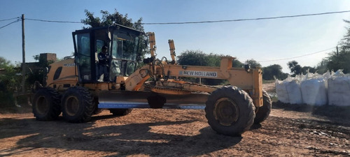 Motoniveladora New Holland Rg170b