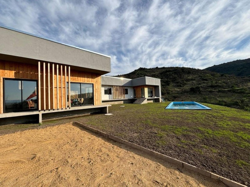 Arriendo Hermosa Casa En Los Cristales Curicó