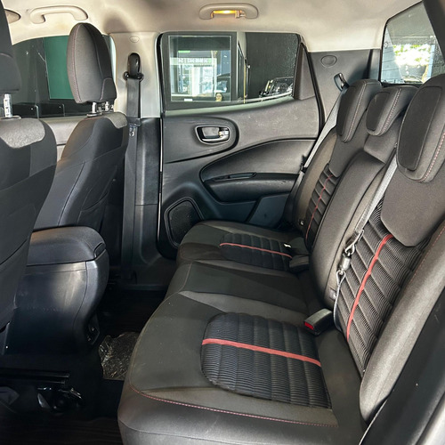 Fiat Toro Freedom 1.8 16V Flex Automática