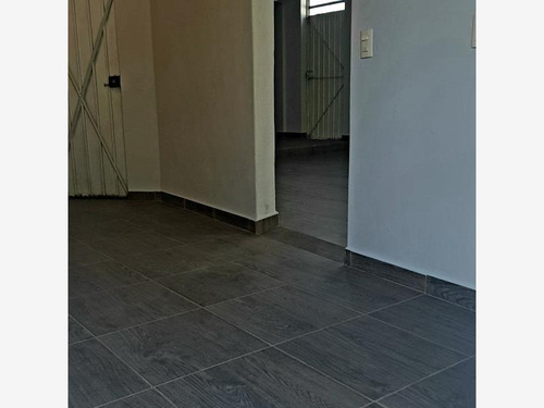 Imagen 3 de 5 de Bodega Comercial En Renta Miraval
