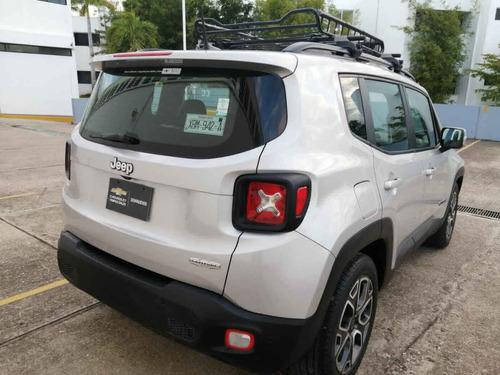 Imagen 5 de 14 de Jeep Renegade 2018 5p Latitude L4/1.8 Aut
