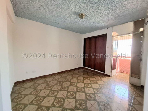 Apd Apartamento En Venta Turmero Resd Castell Grande 25-2295