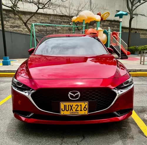 Mazda 3 2.0 Touring