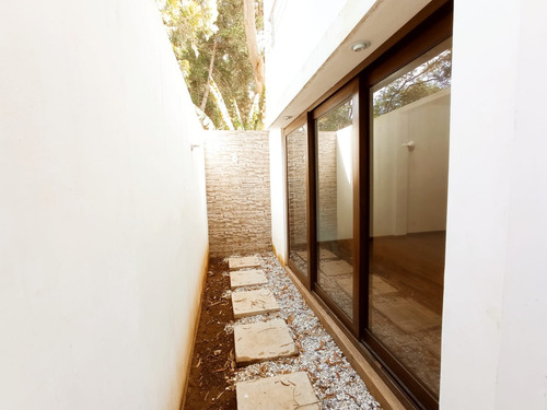 Imagen 14 de 30 de Vendo Hermosa Casa, Lista Para Estrenar, Excelente Ubicación, A Orilla De Calle Principal.