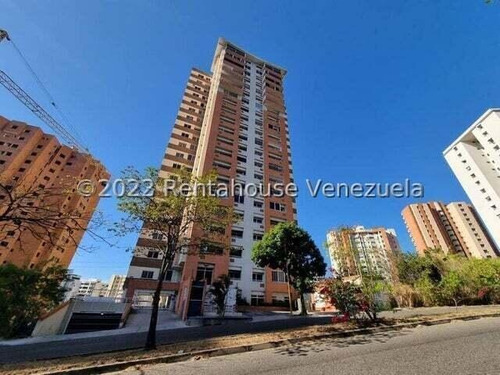 Ab Te Ofrecemos En Alquiler Este Apartamento Tipo Estudio, Cuenta Con Dos Habitaciones Y Esta Equipado Y Amoblado. Las  Chimeneas   Valencia