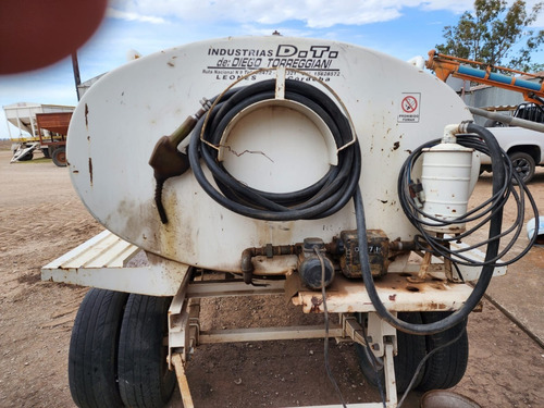 Imagen 2 de 4 de Tanque De Combustible 3000lt Con Bomba, Duales Exc Estado
