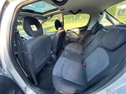 Peugeot 207 1.4 Quiksilver 75cv