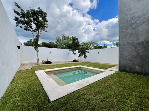 Casa Residencial En Venta, Privada Gaviones. Entrega Inmediata