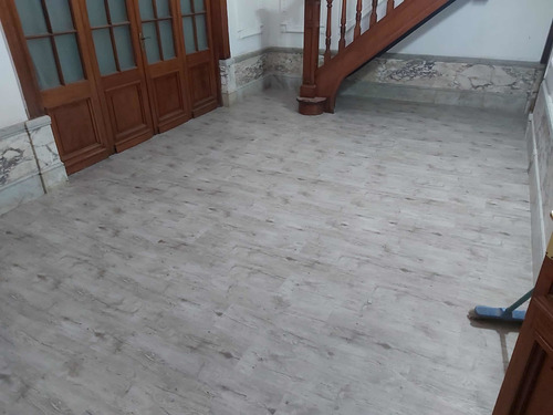 Imagen 8 de 9 de Pisos Vinilico En Tabla 2.3mm Alto Tránsito Garantia 5 Años