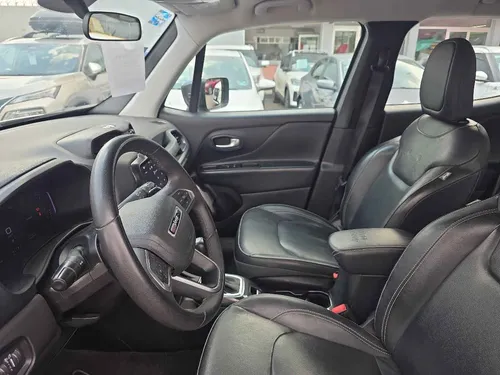 Jeep Renegade 5p Latitude L4/1.3/T Aut