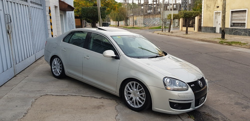 Volkswagen Vento 2.0 T Fsi Elegance Dsg 2010