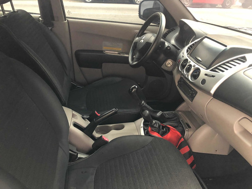 Imagem 6 de 10 de Mitsubishi L200 2014 3.2 Triton Gls Cab. Dupla 4x4 4p
