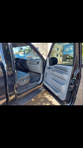 Ford F-250 3.9 Xlt 4x4 2p
