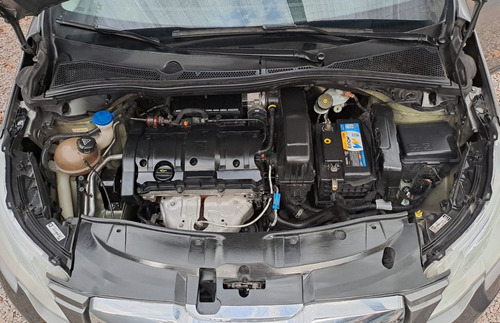 Peugeot 2008 1.6 Allure