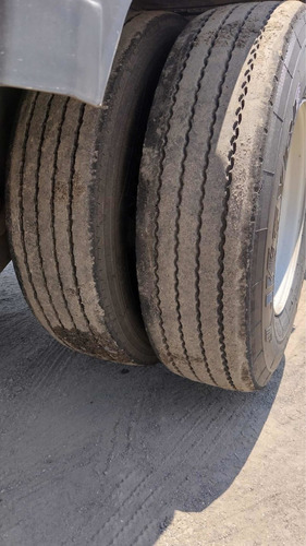 Imagem 6 de 12 de Carreta Aço Inox Com Pneus