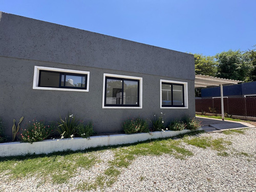 Casa En Housing Con Pileta 3 Dorm Arguello