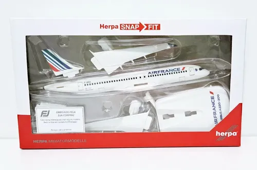 未使用 Herpa 1/200 Air A220-300 Airbus A220-300 Air France - Herpa - 1/200 - 10x S/ Juros