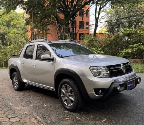 Renault Duster Oroch 2.0 Dynamique