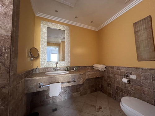 Invierte En Lujo: Apartamento En Venta En Fishing Lodge De Cap Cana