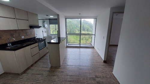 Apartamento Para Arriendo En El Sector La Tablaza  Caldas Ac-63298